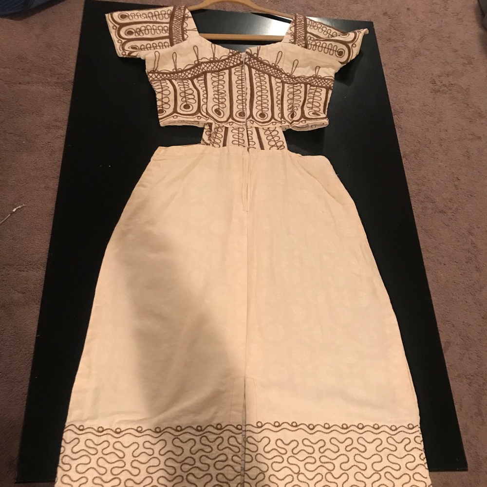 Dress - Picture 3 of 3